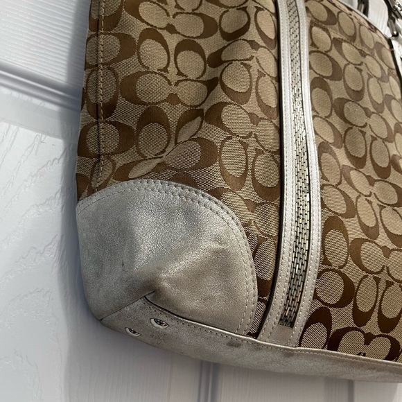 Coach Signature Khaki C Platinum Metallic Trim Beaded Gallery Tote Bag Purse - Picture 2 of 12
